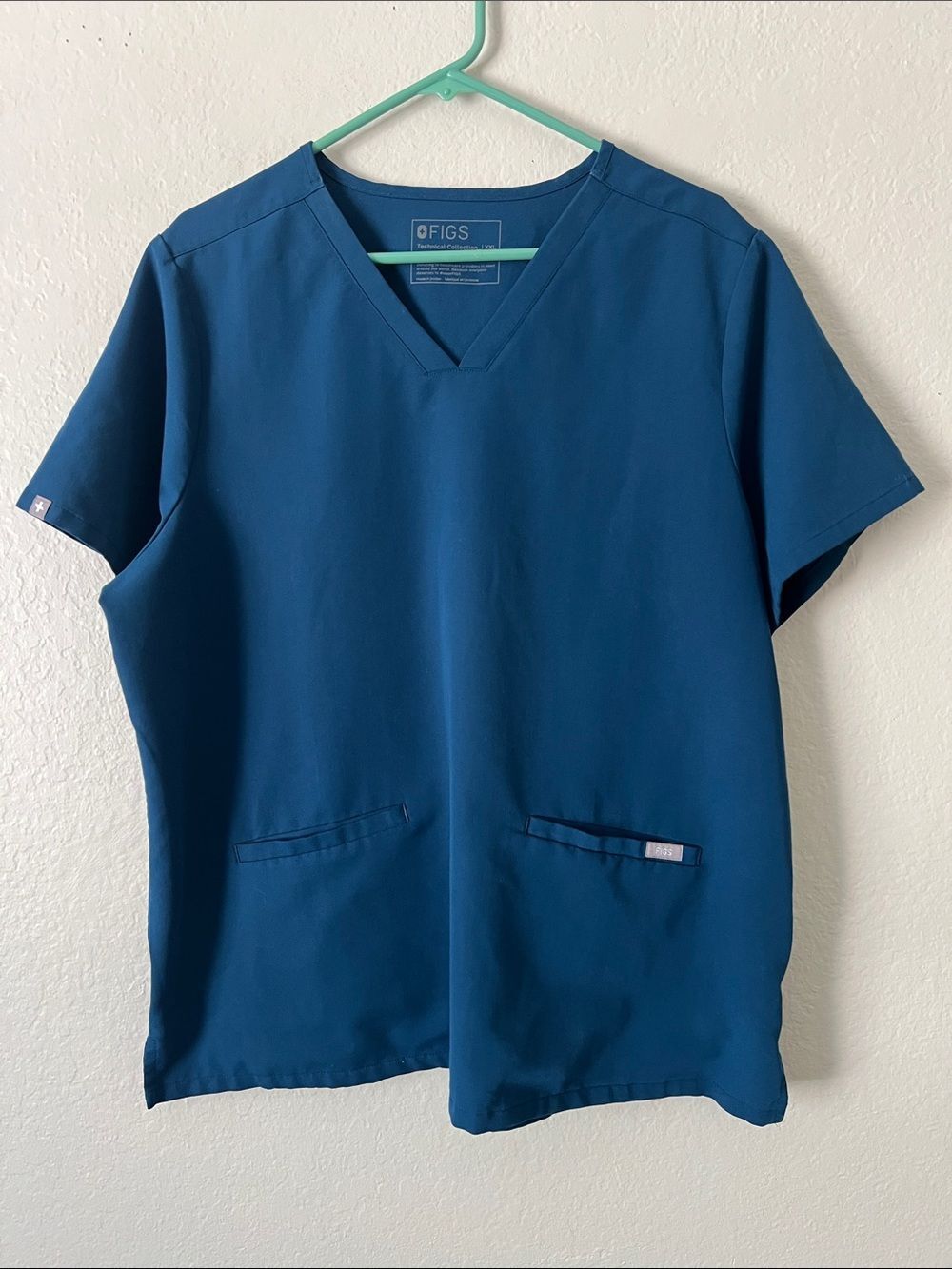 EUC FIGS 3-Pocket Casma Scrub Top PO# 5620 Size XXL